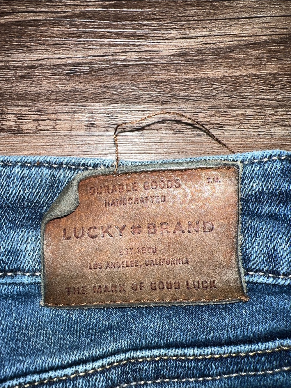 Lucky Brand Women’s Skinny Jeans — Medium Blue Wash - Picture 5 of 5